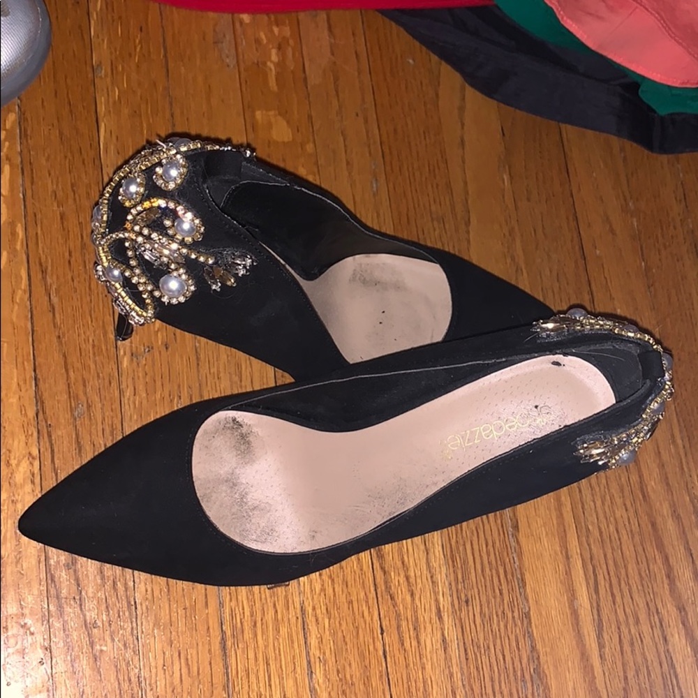 Heels - Picture 3 of 3